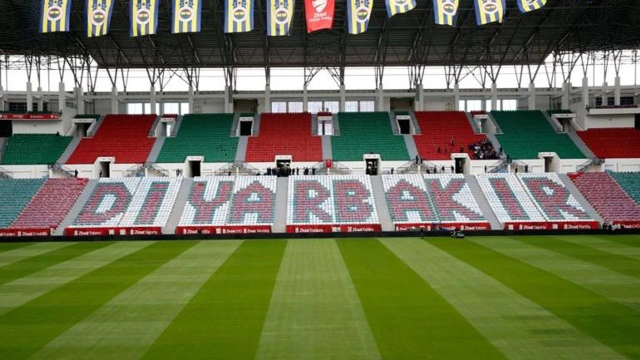 Diyarbakır Stadyumu Tribün Koltukları